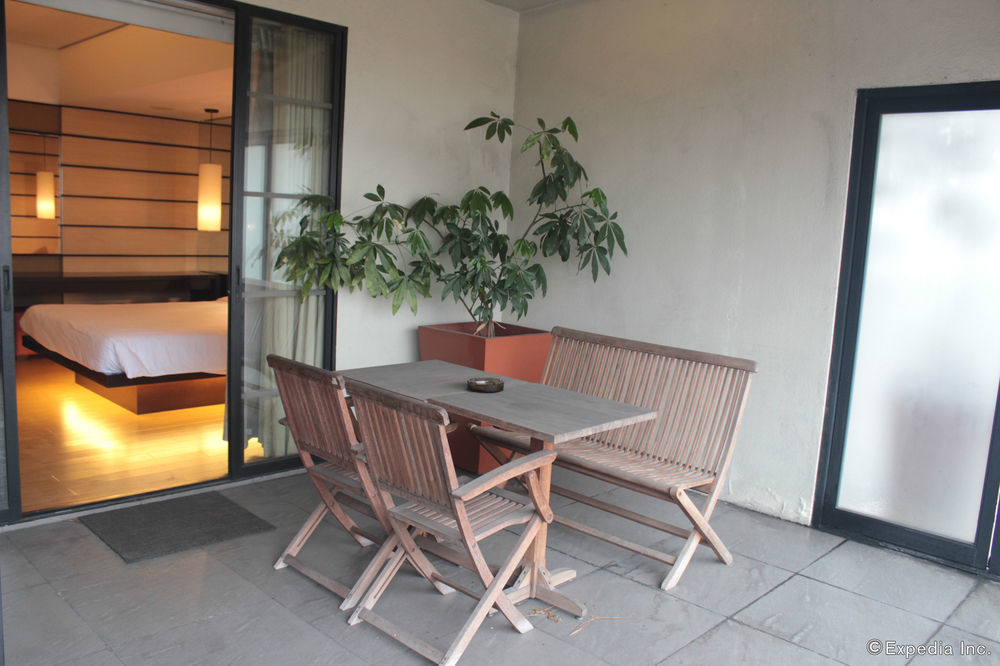 Soleste Suites Quezon City Kültér fotó